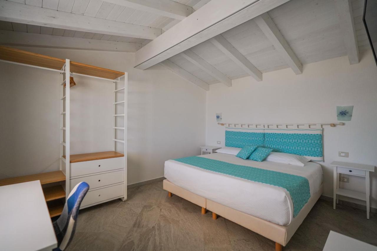 Controvento Bed and Breakfast La Maddalena  Eksteriør billede