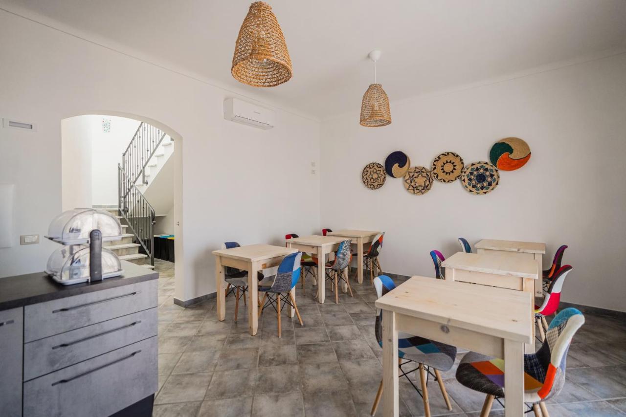 Controvento Bed and Breakfast La Maddalena  Eksteriør billede
